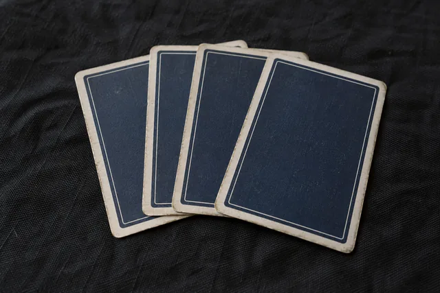 Trò chơi bài truyền thống — ảnh minh họa AI